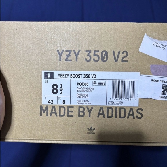 Adidas Yeezy Boost 350 V2 Bone 2022 Size 8.5